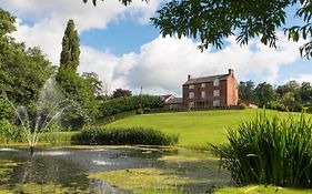 Bettws Hall Accommodation